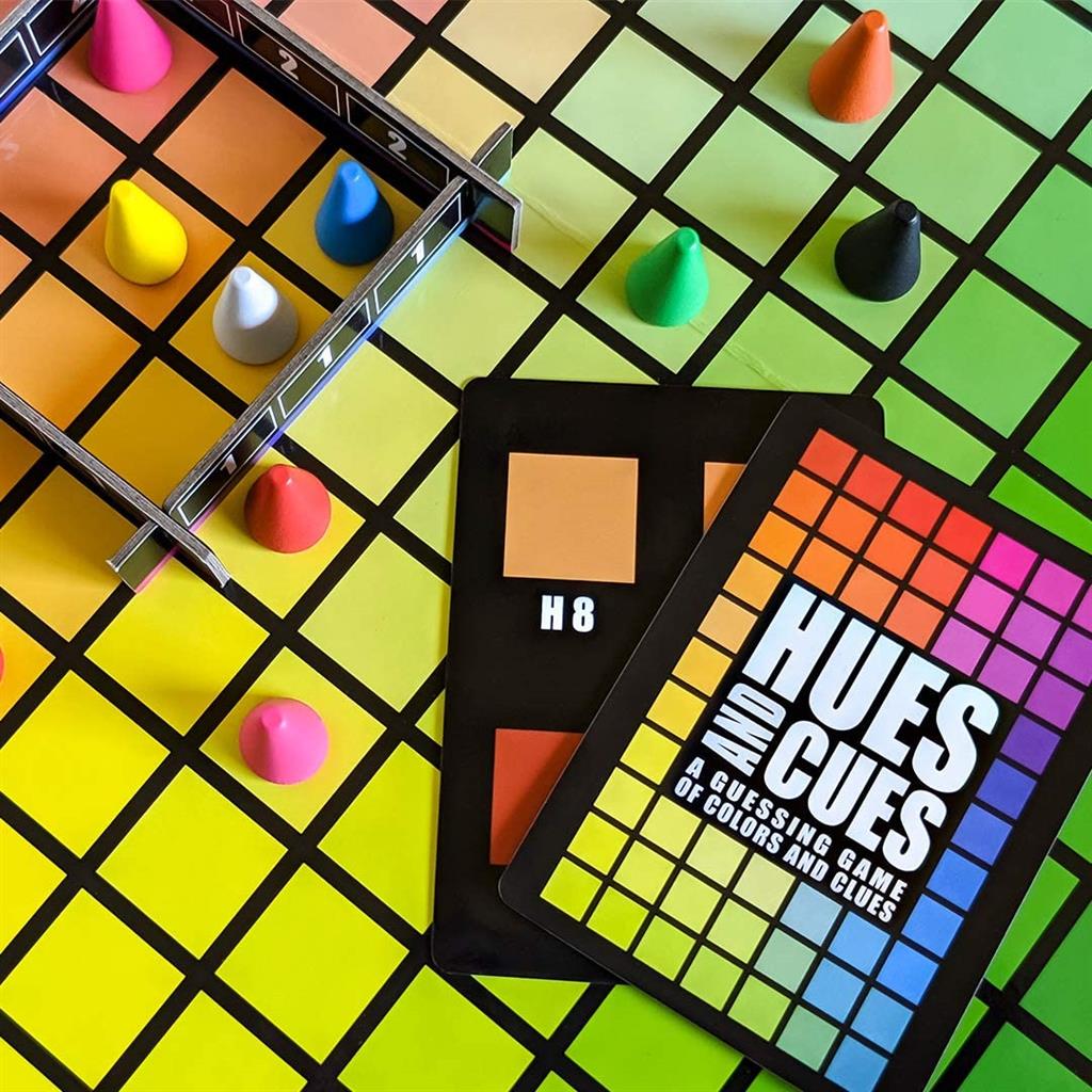 Brettspiel Hues and Cues (Multilingual Edition)